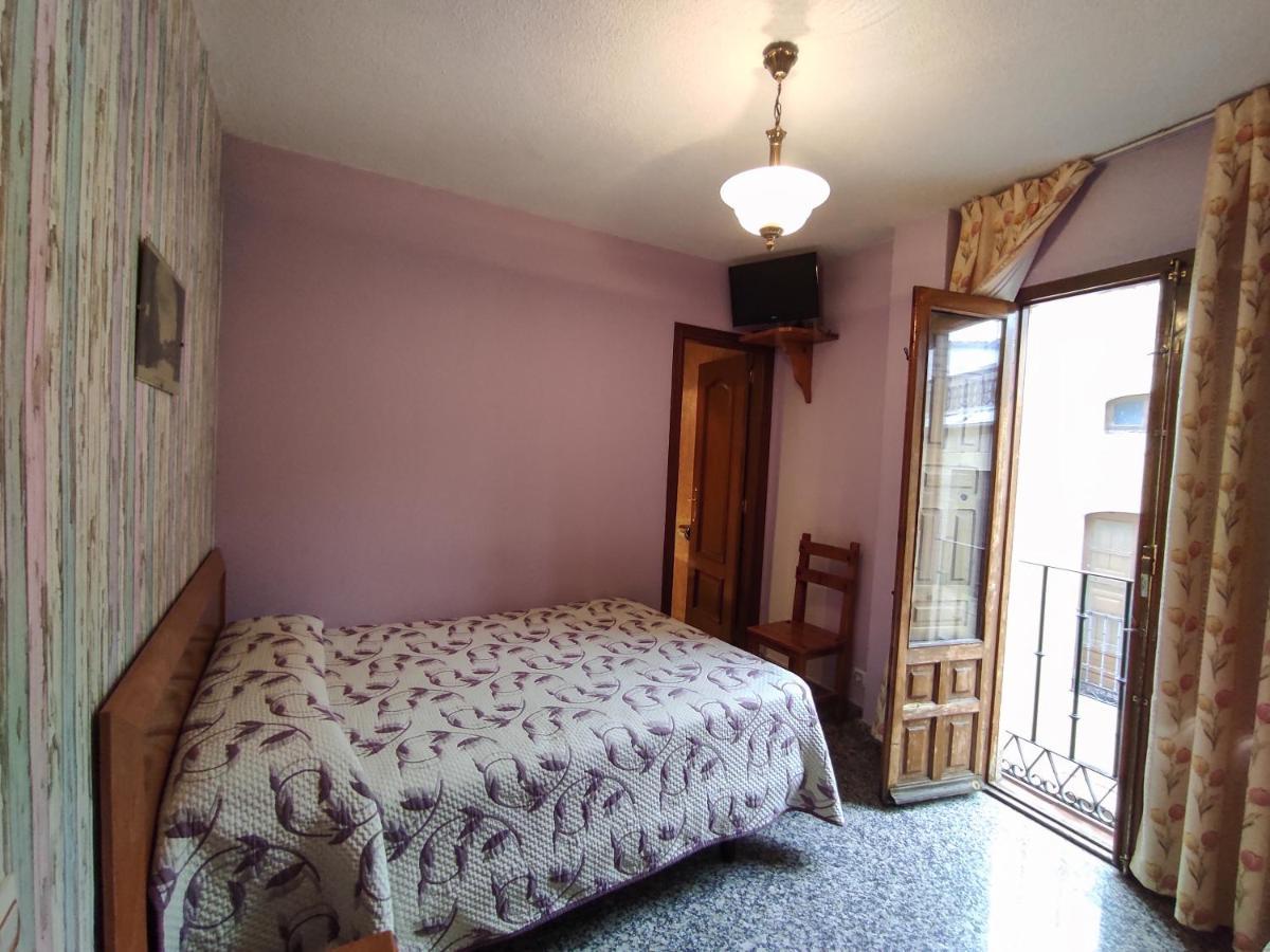 Hostal Plaza Ciudad-Rodrigo Dış mekan fotoğraf
