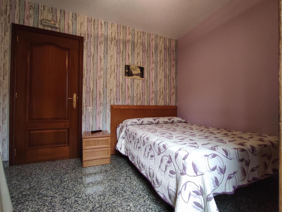 Hostal Plaza Ciudad-Rodrigo Dış mekan fotoğraf