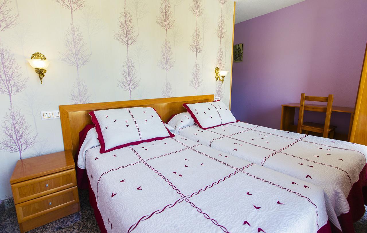 Hostal Plaza Ciudad-Rodrigo Dış mekan fotoğraf